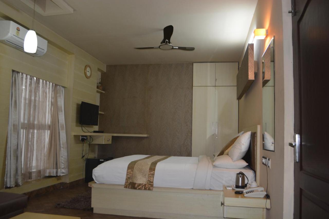 Emerald Suites Koramangala Bangalore Bagian luar foto