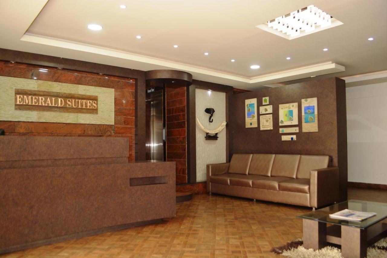 Emerald Suites Koramangala Bangalore Bagian luar foto