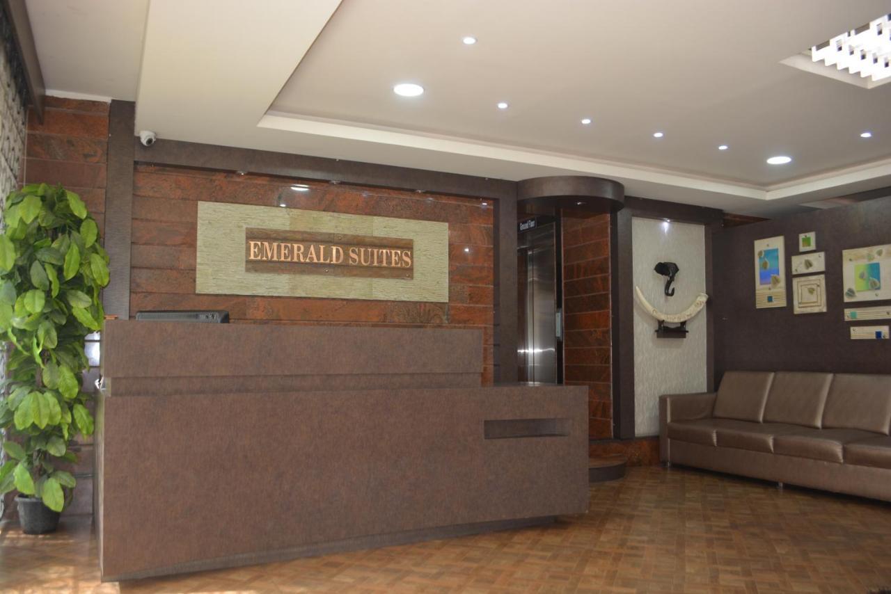 Emerald Suites Koramangala Bangalore Bagian luar foto