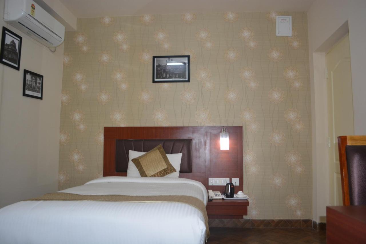 Emerald Suites Koramangala Bangalore Bagian luar foto